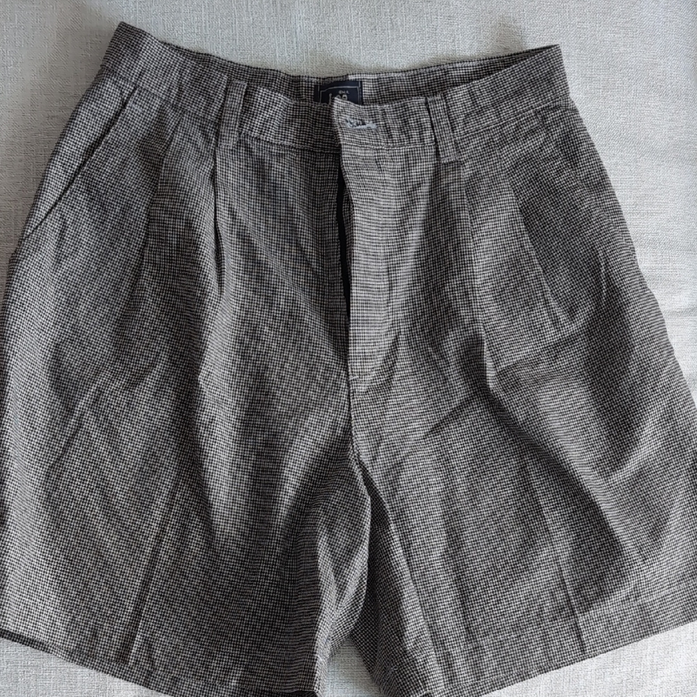 Lee Gray Checkered Shorts